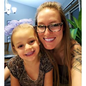 Meet your Posher, Laura